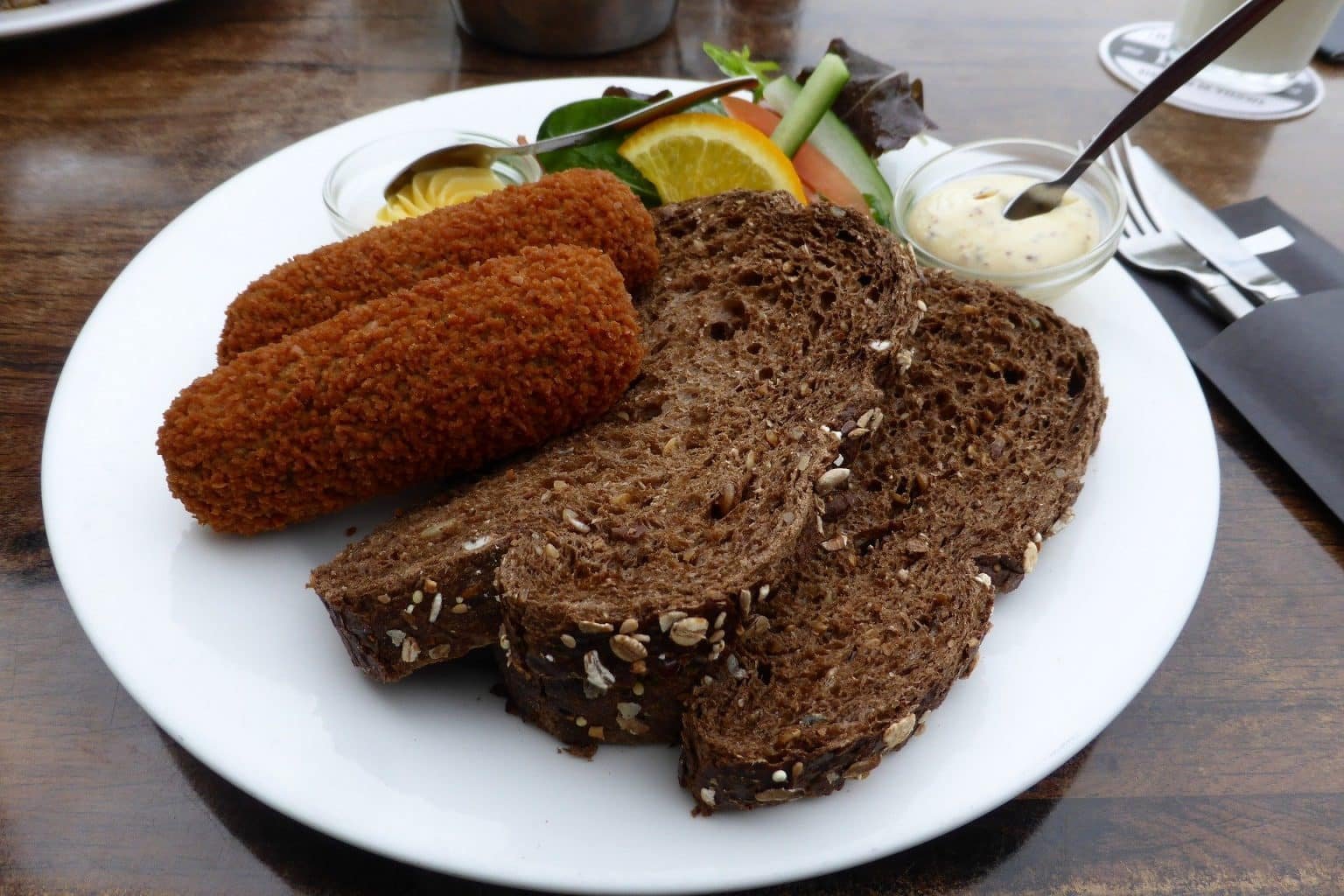 The Dutch kroketten battle this is the best kroket in Amsterdam Luc