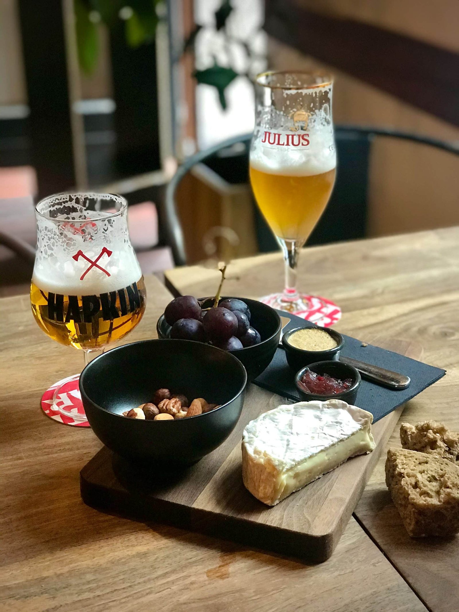 Fresh and seasonal creative sharing plates, what a great family dinner! Optimist is one of our favorite restaurants in Leuven, Belgium.