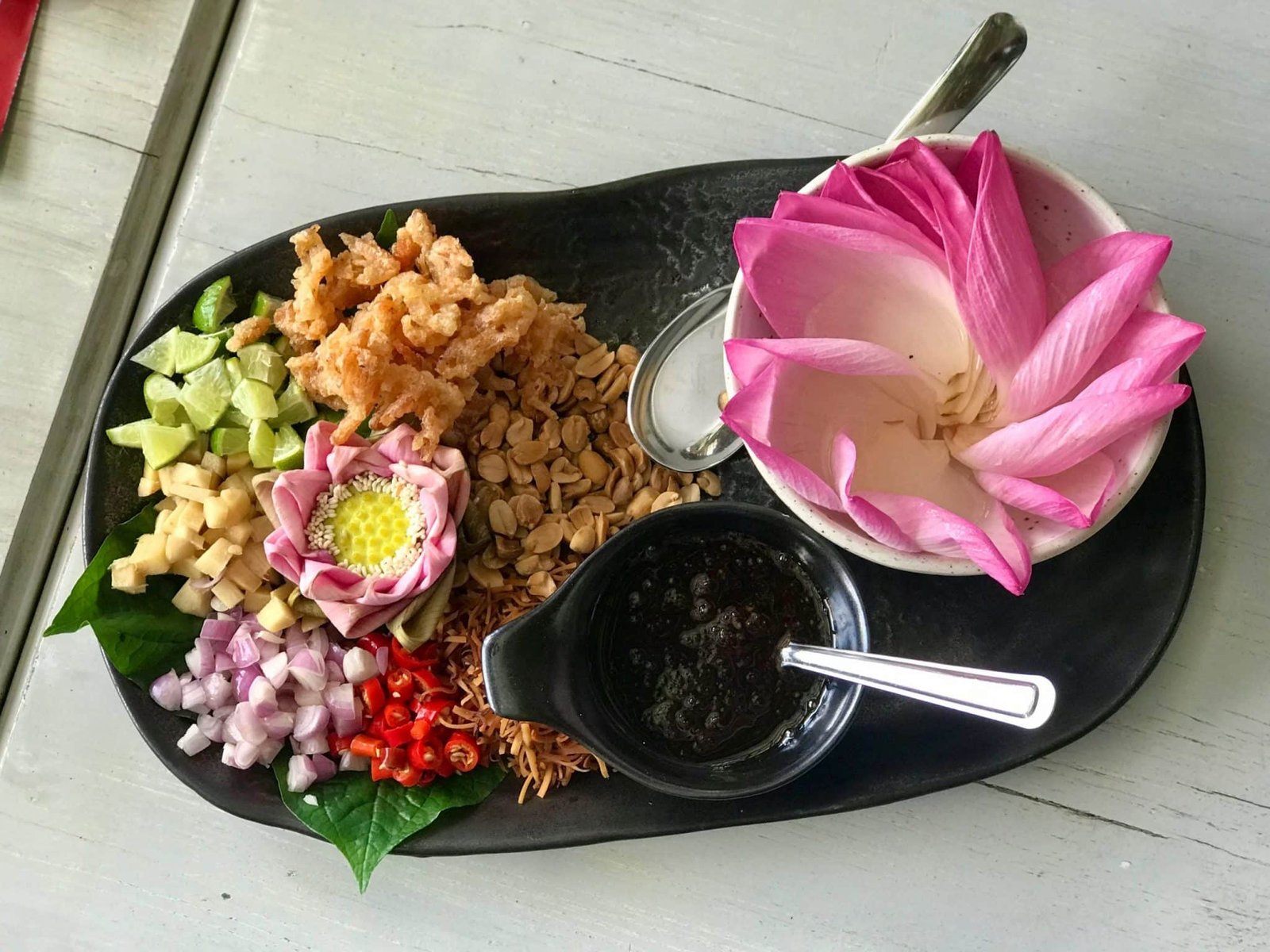 Lunch at RongSi restaurant in Bangkok!