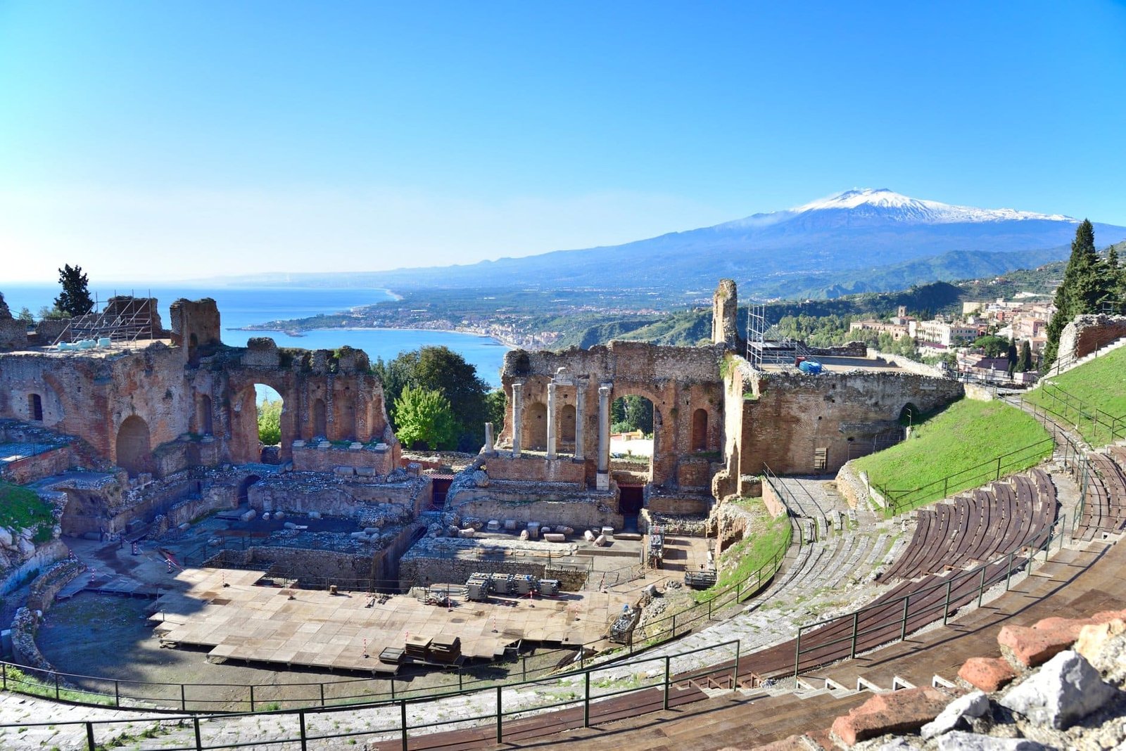 What are your top 10 places in the world to visit? Here are a couple of places that we think are absolutely amazing!