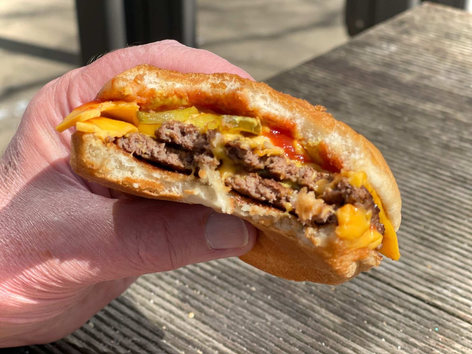 Five Guys, McDonald’s, Burger King or Quick: which fast food burger chain serves the best cheeseburger here in Antwerp, Belgium? Let's find out!