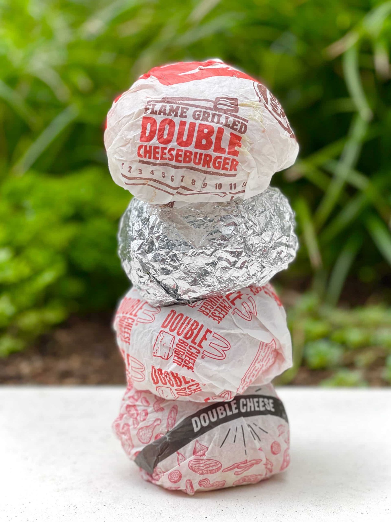 Five Guys, McDonald’s, Burger King or Quick: which fast food burger chain serves the best cheeseburger here in Antwerp, Belgium? Let's find out!