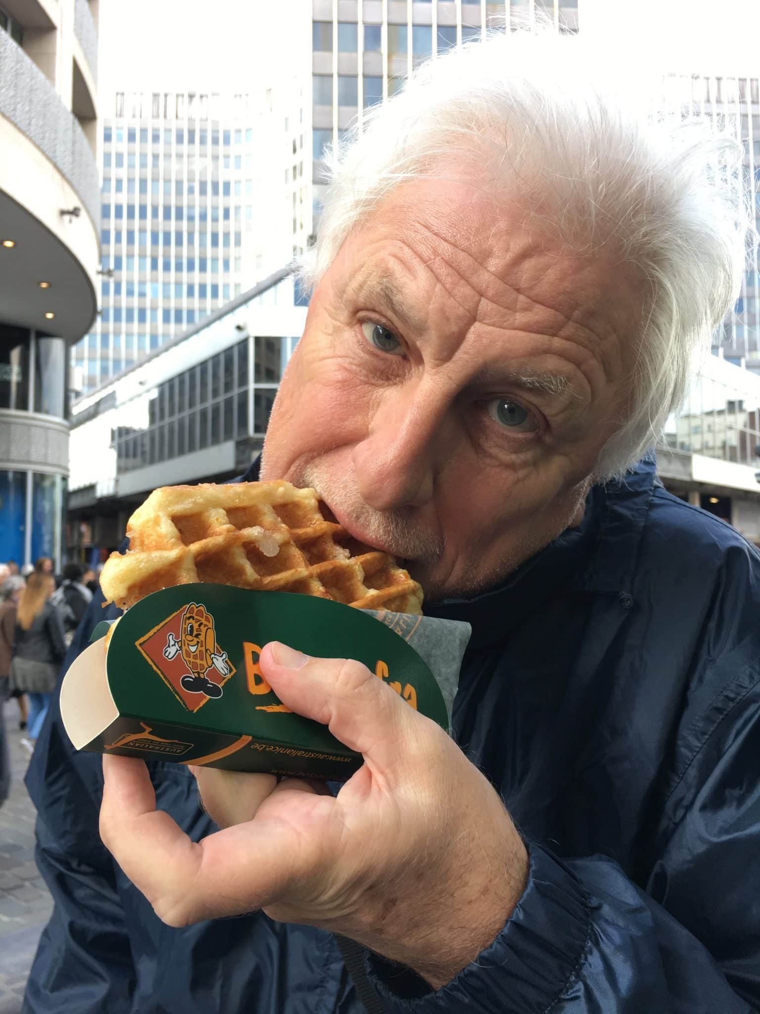 Did you know that there are 2 types of Belgian waffles? Here's how to make a Belgian waffle the right way! Which one do you prefer?