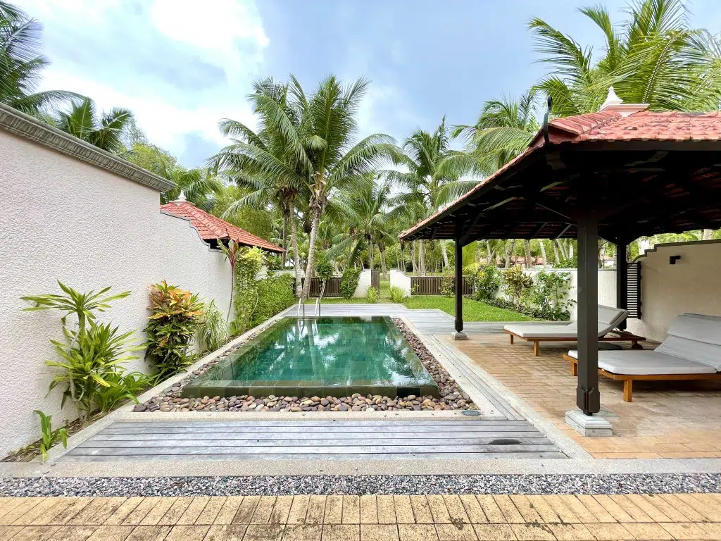 Club Med Seychelles, a 5 star exclusive collection resort? Unfortunately not, 4 stars at best. And here is why.