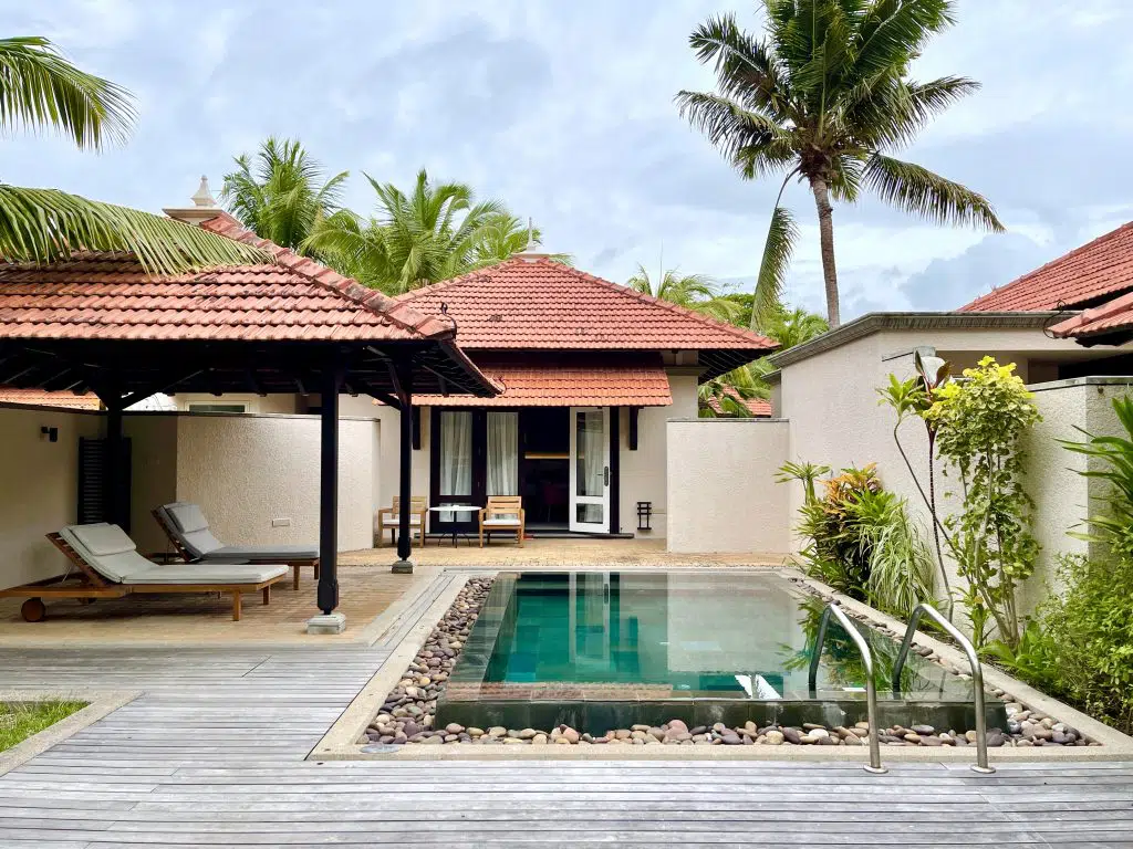 Club Med Seychelles, a 5 star exclusive collection resort? Unfortunately not, 4 stars at best. And here is why.