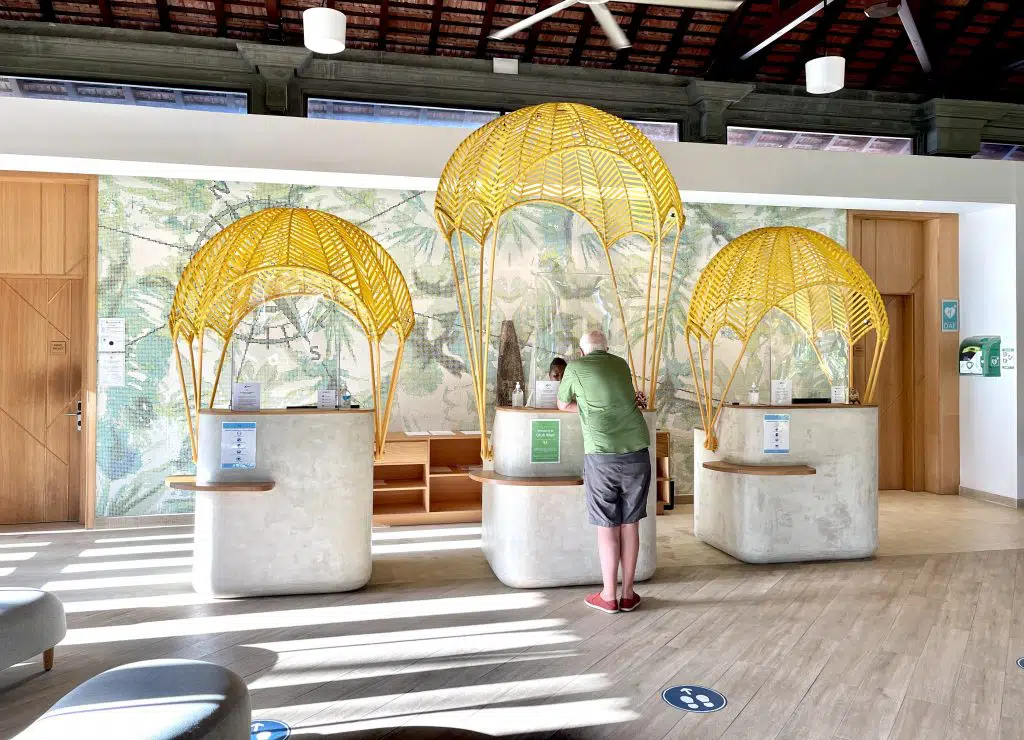 Club Med Seychelles, a 5 star exclusive collection resort? Unfortunately not, 4 stars at best. And here is why.