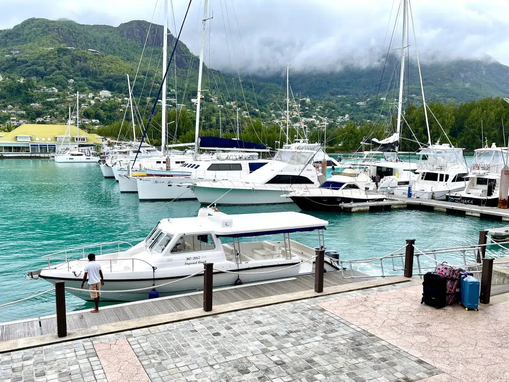 Club Med Seychelles, a 5 star exclusive collection resort? Unfortunately not, 4 stars at best. And here is why.