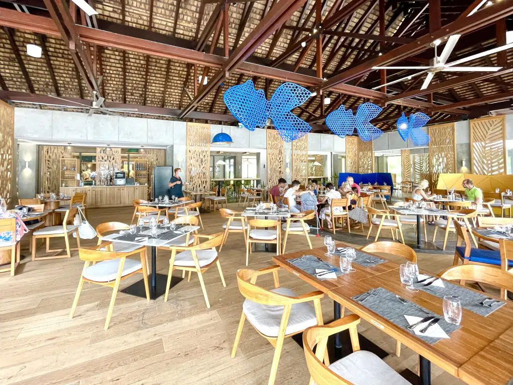 Club Med Seychelles, a 5 star exclusive collection resort? Unfortunately not, 4 stars at best. And here is why.