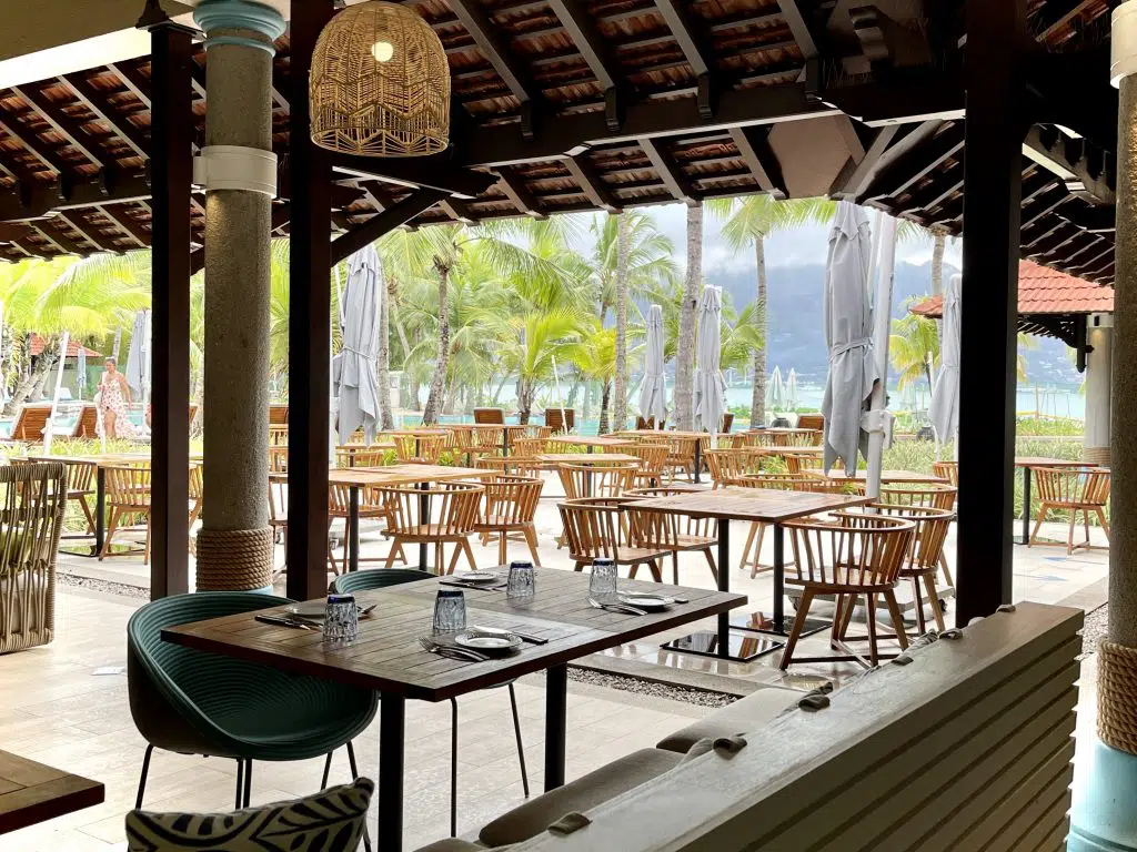 Club Med Seychelles, a 5 star exclusive collection resort? Unfortunately not, 4 stars at best. And here is why.