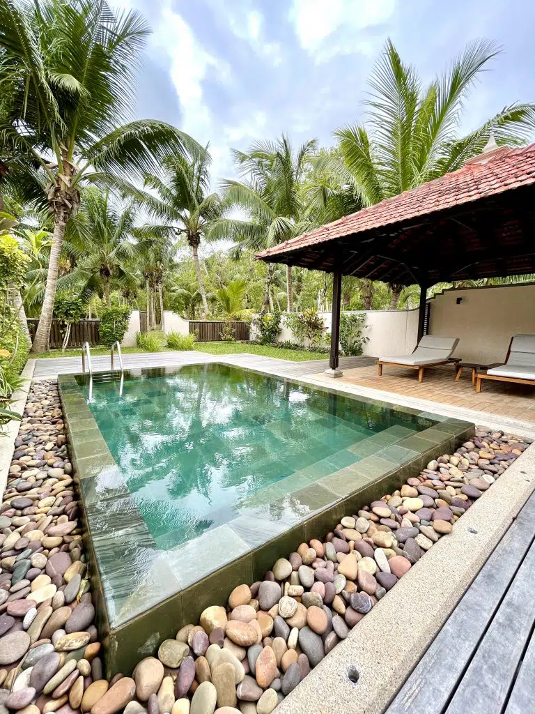 Club Med Seychelles, a 5 star exclusive collection resort? Unfortunately not, 4 stars at best. And here is why.