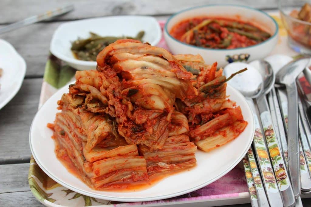You love kimchi but you are not sure what and how to cook with it? Take a look at these lush kimchi recipes below and get inspired!
