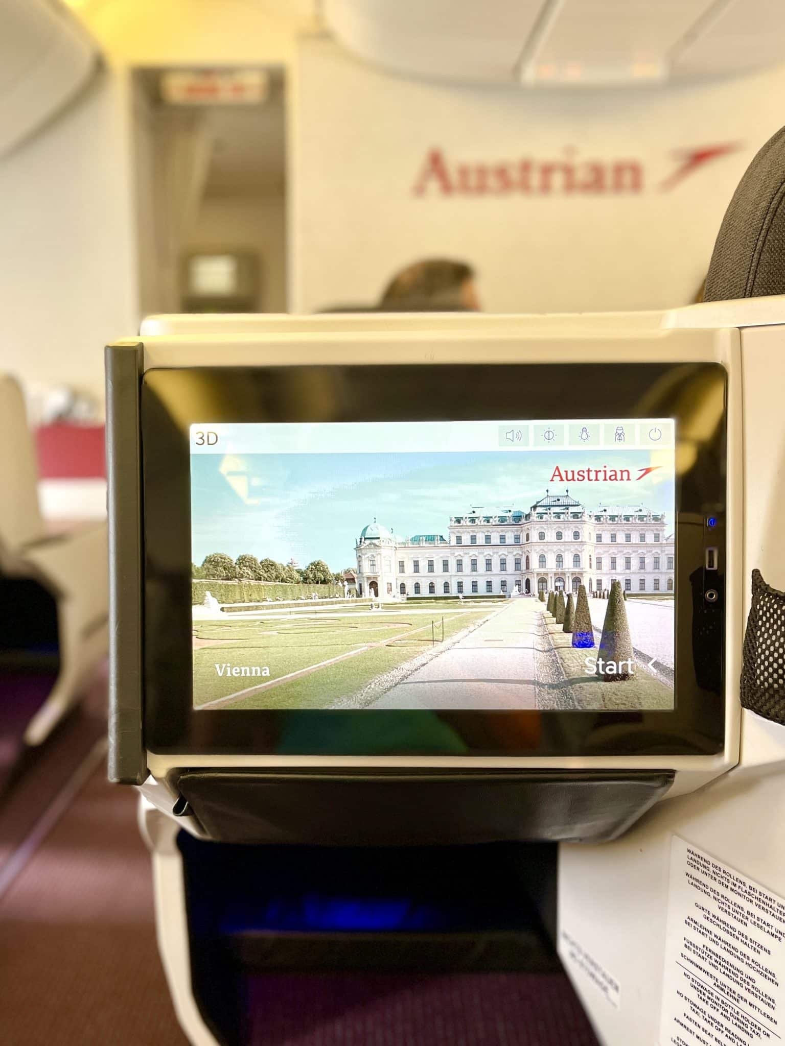 Flying from LAX to Vienna in Austrian Airlines 777-200 business class, what did we think of our flight? Here are the pros and cons!