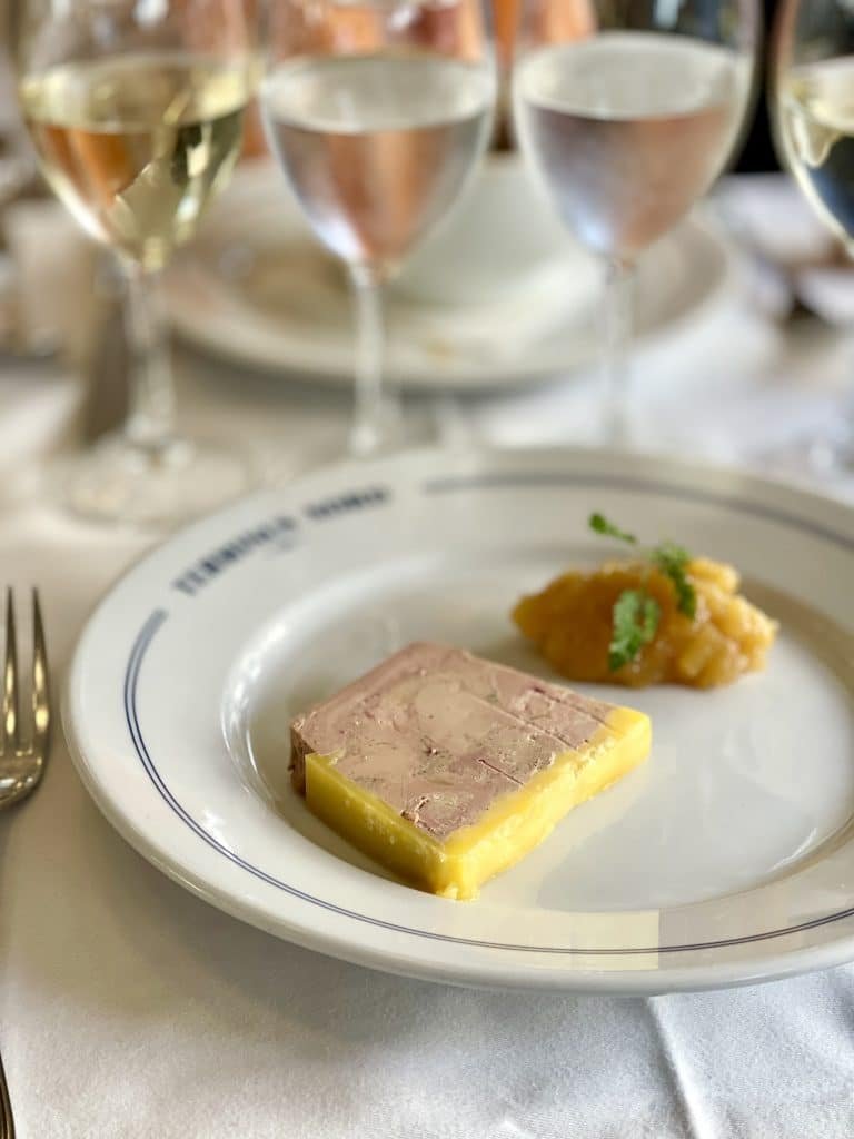 Does foie gras make your mouth water or does it give you goosebumps? Let's take a closer look at this French classic!
