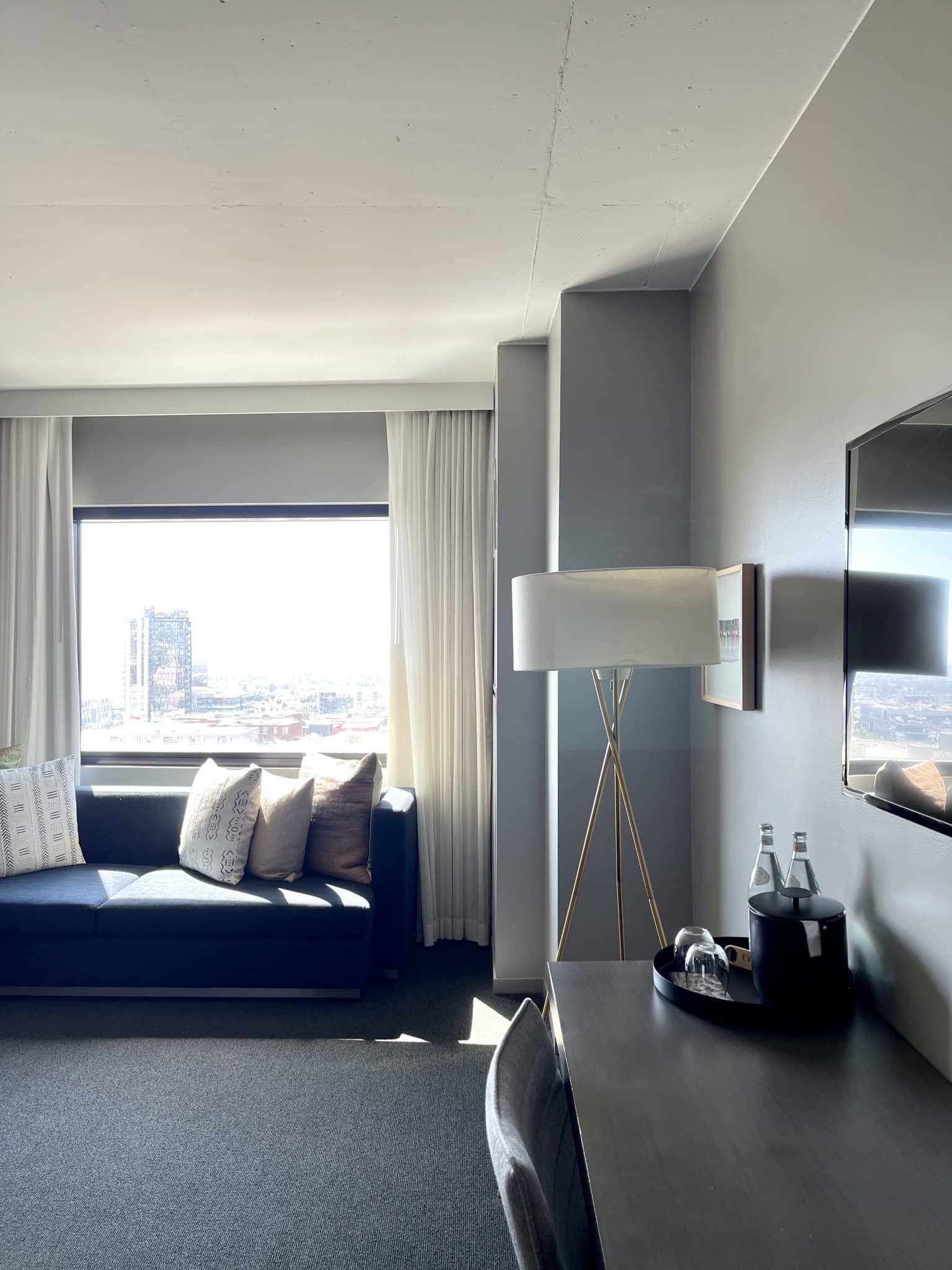 Close to Sunset Boulevard and the Hollywood Walk of Fame, the Kimpton Everly Hotel is perfectly located if you want to explore this side of LA.