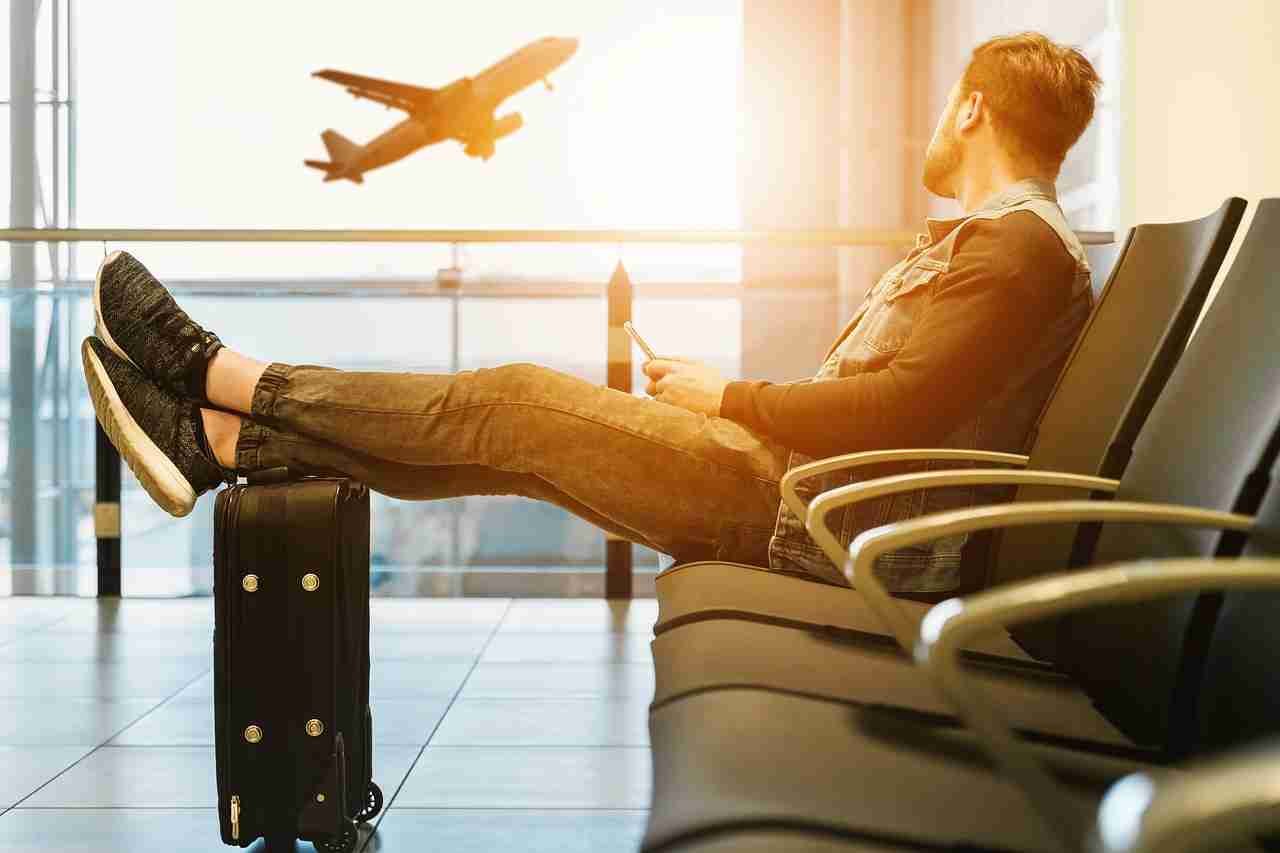 What are the best websites for last minute vacation deals? Discover the benefits, tips, tricks and top websites for booking your last minute holiday.