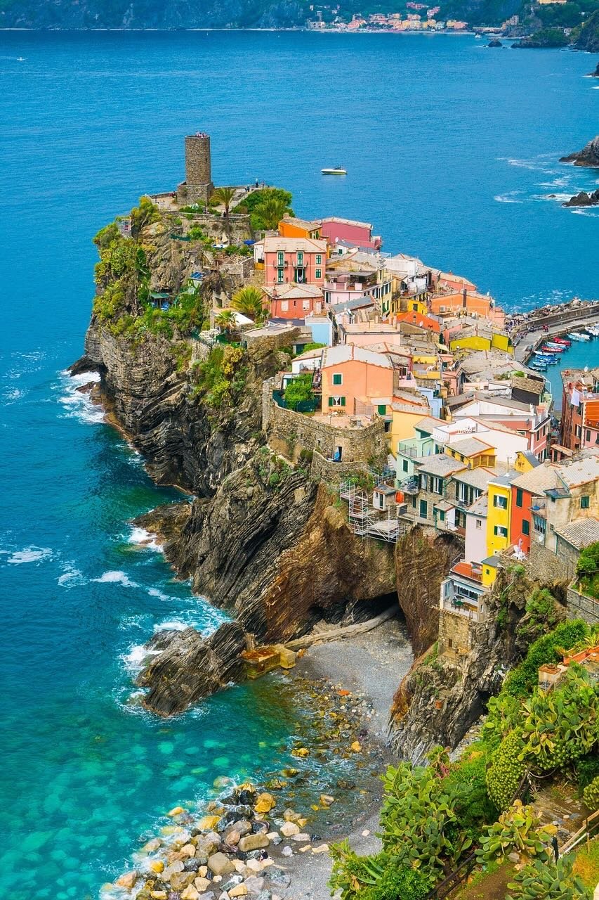 Italy on foot