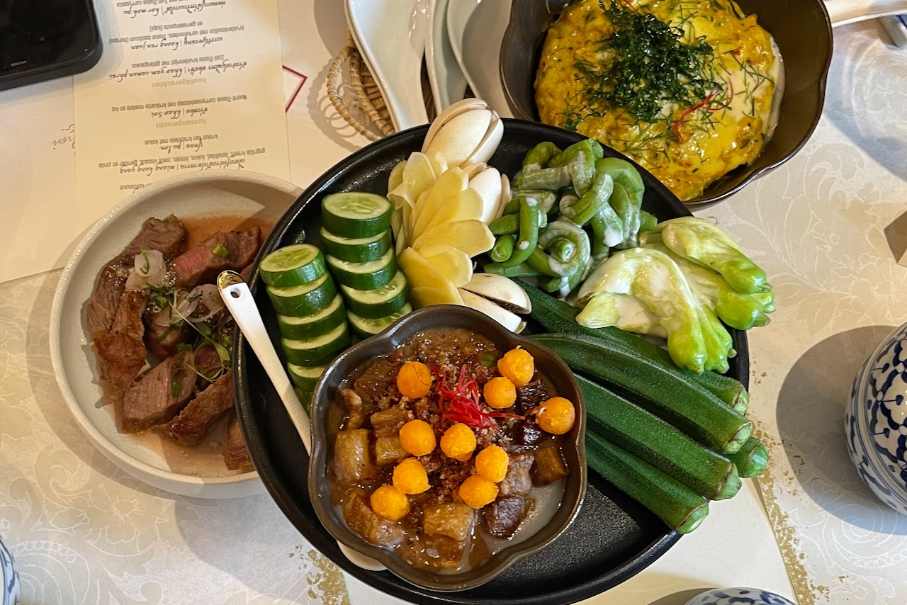 Thai SELECT